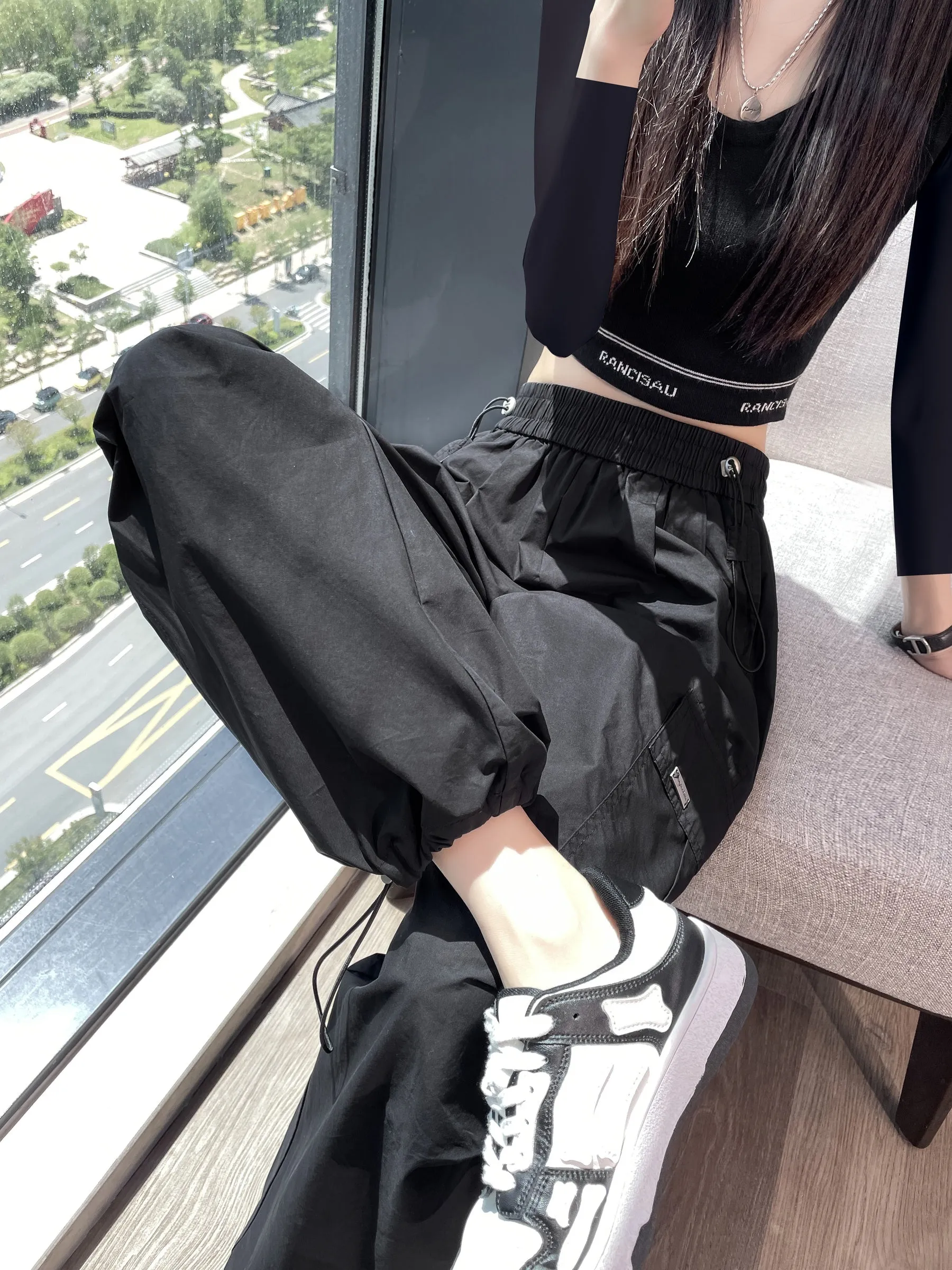 Breathable Solid Cargo Pants with Cinched Hems for Active Women