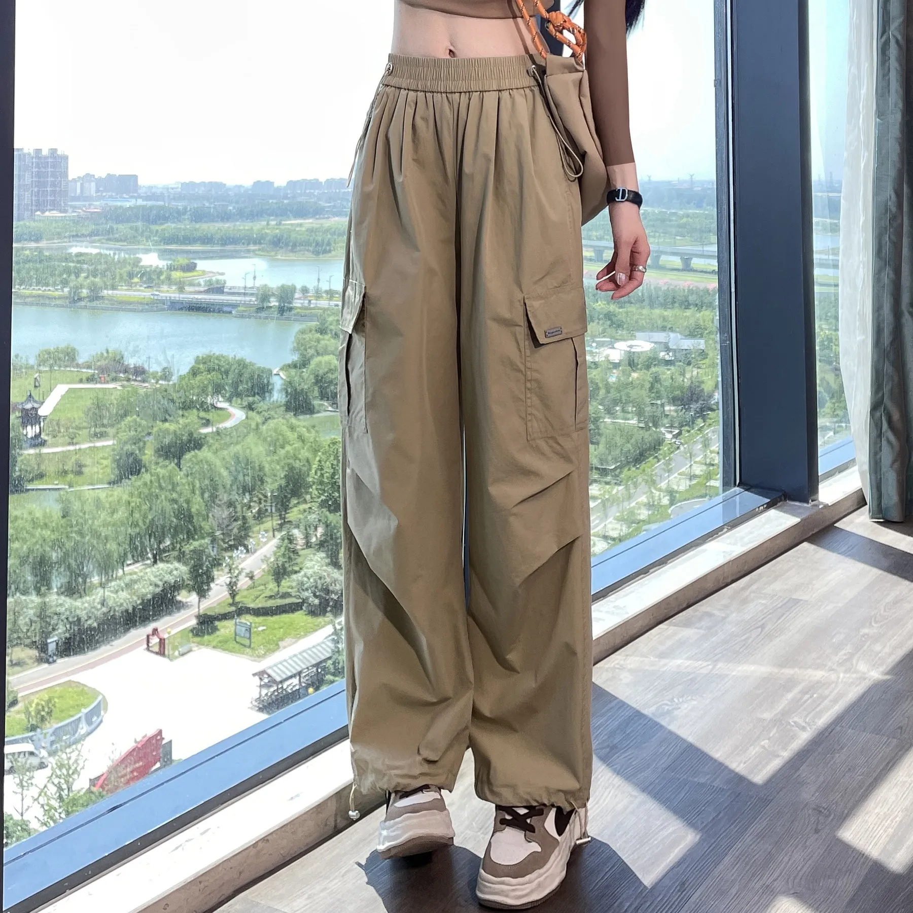 Breathable Solid Cargo Pants with Cinched Hems for Active Women