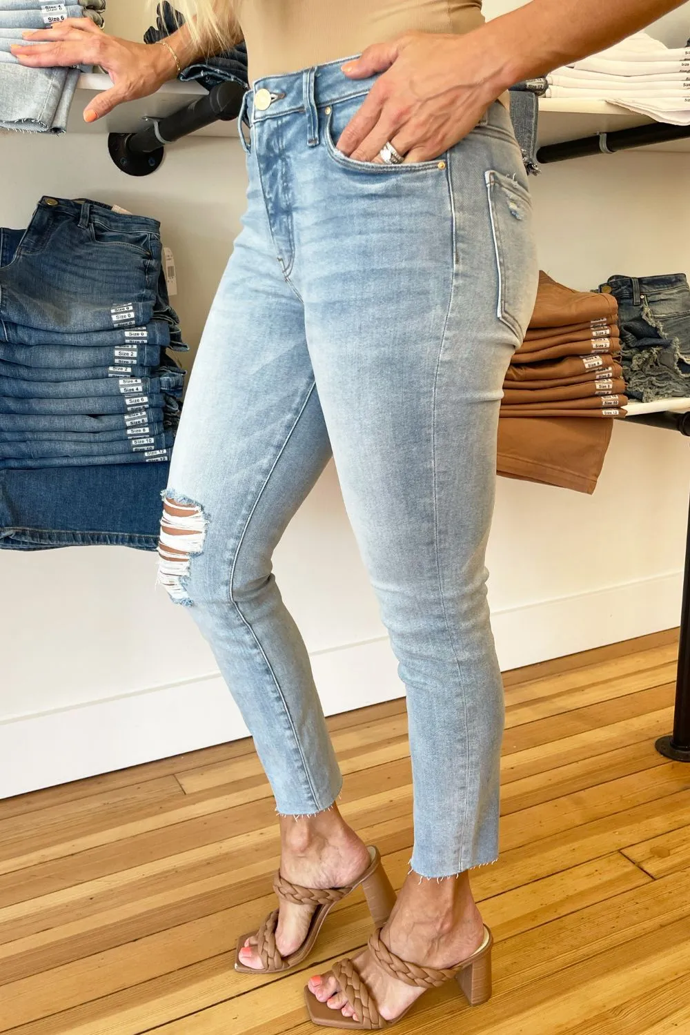 Charlize Fab Ab High Rise Cigarette Leg
