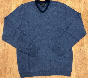 double v w/colorblock neck