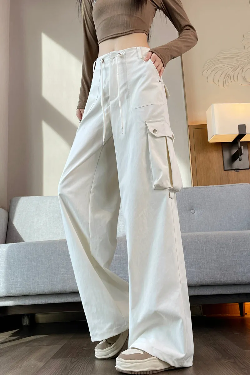 Durable Women's Cargo Pants in Solid Color with Straight Leg Design