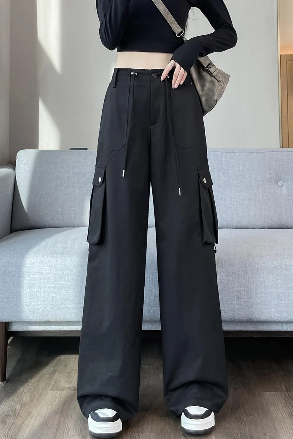 Durable Women's Cargo Pants in Solid Color with Straight Leg Design