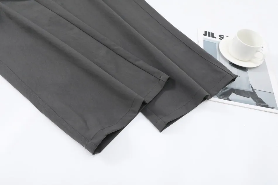 Durable Women's Cargo Pants in Solid Color with Straight Leg Design