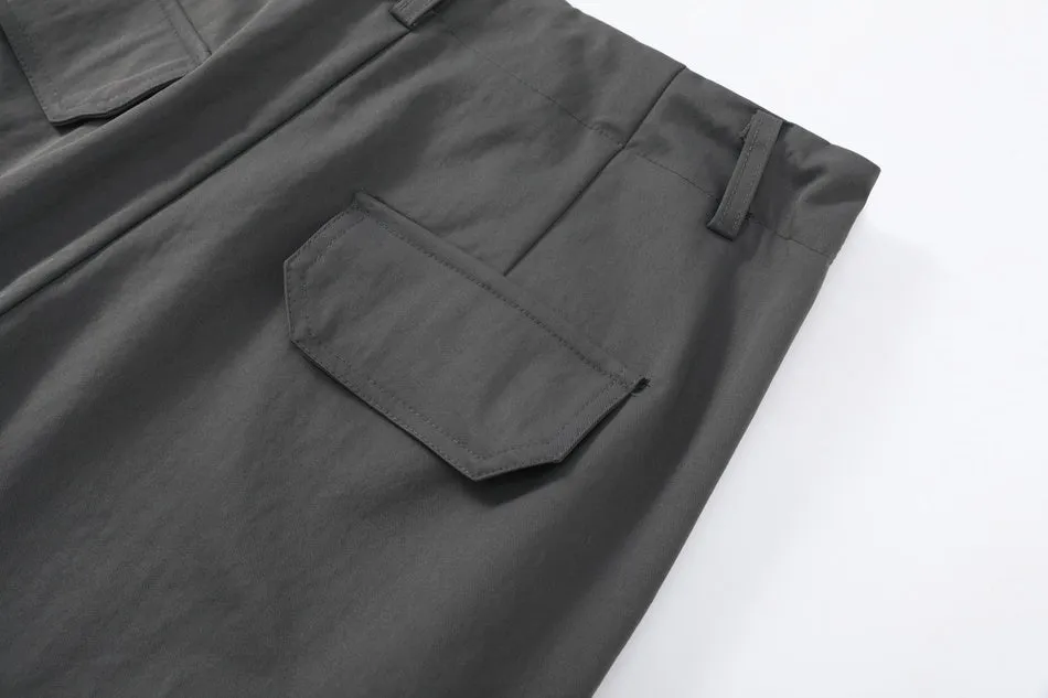 Durable Women's Cargo Pants in Solid Color with Straight Leg Design