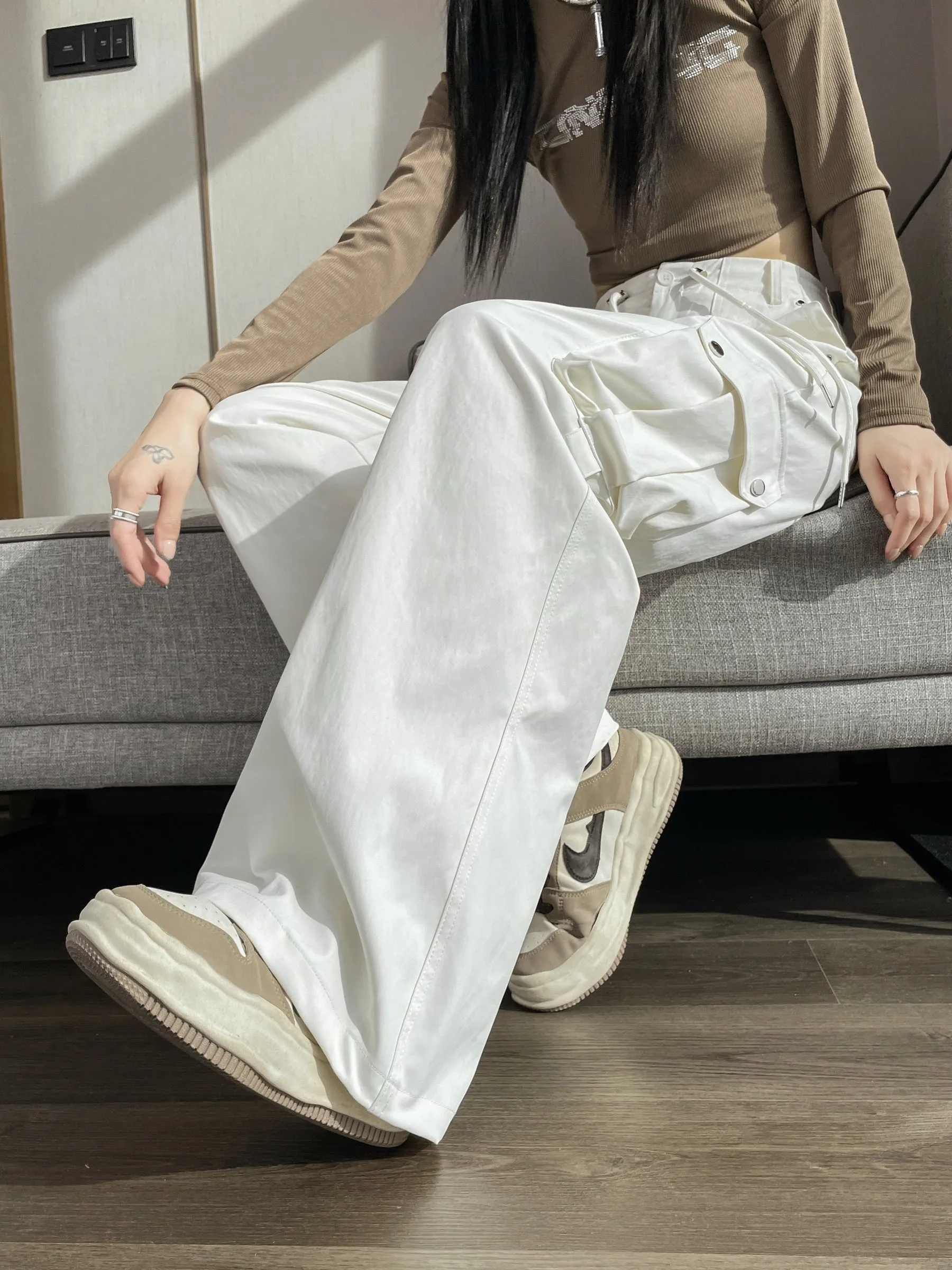 Durable Women's Cargo Pants in Solid Color with Straight Leg Design