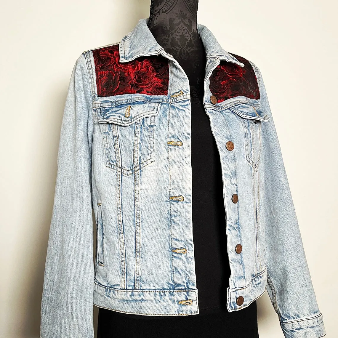 Eloise Upcycled - Denim Jacket - Red Roses