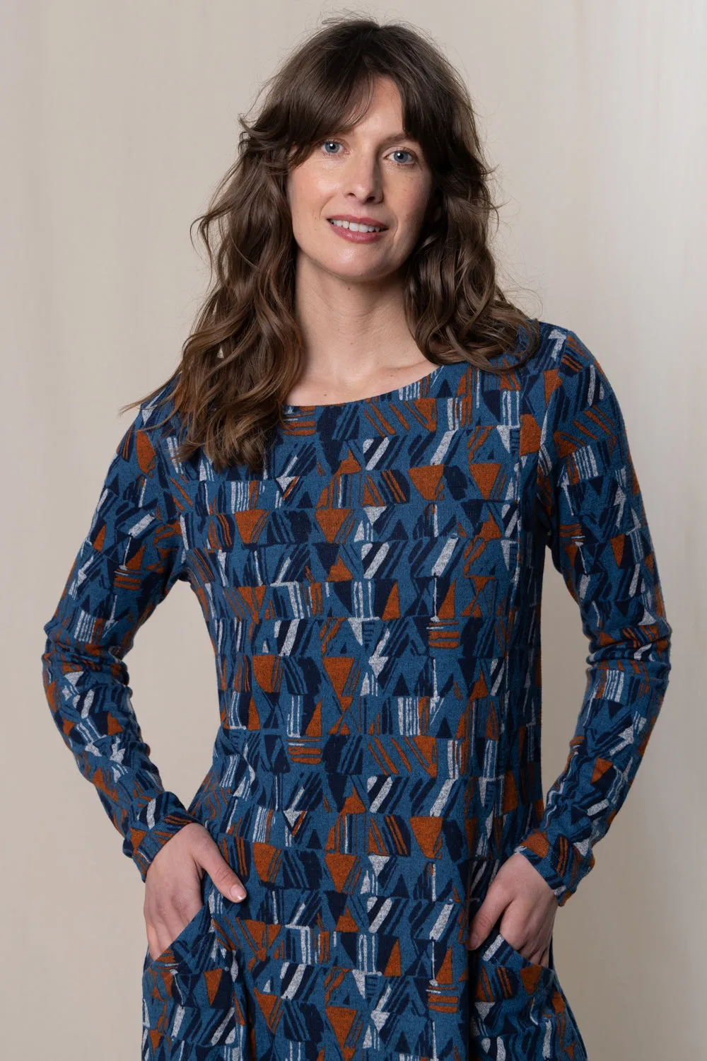 Helen Knee-Length Shift Dress