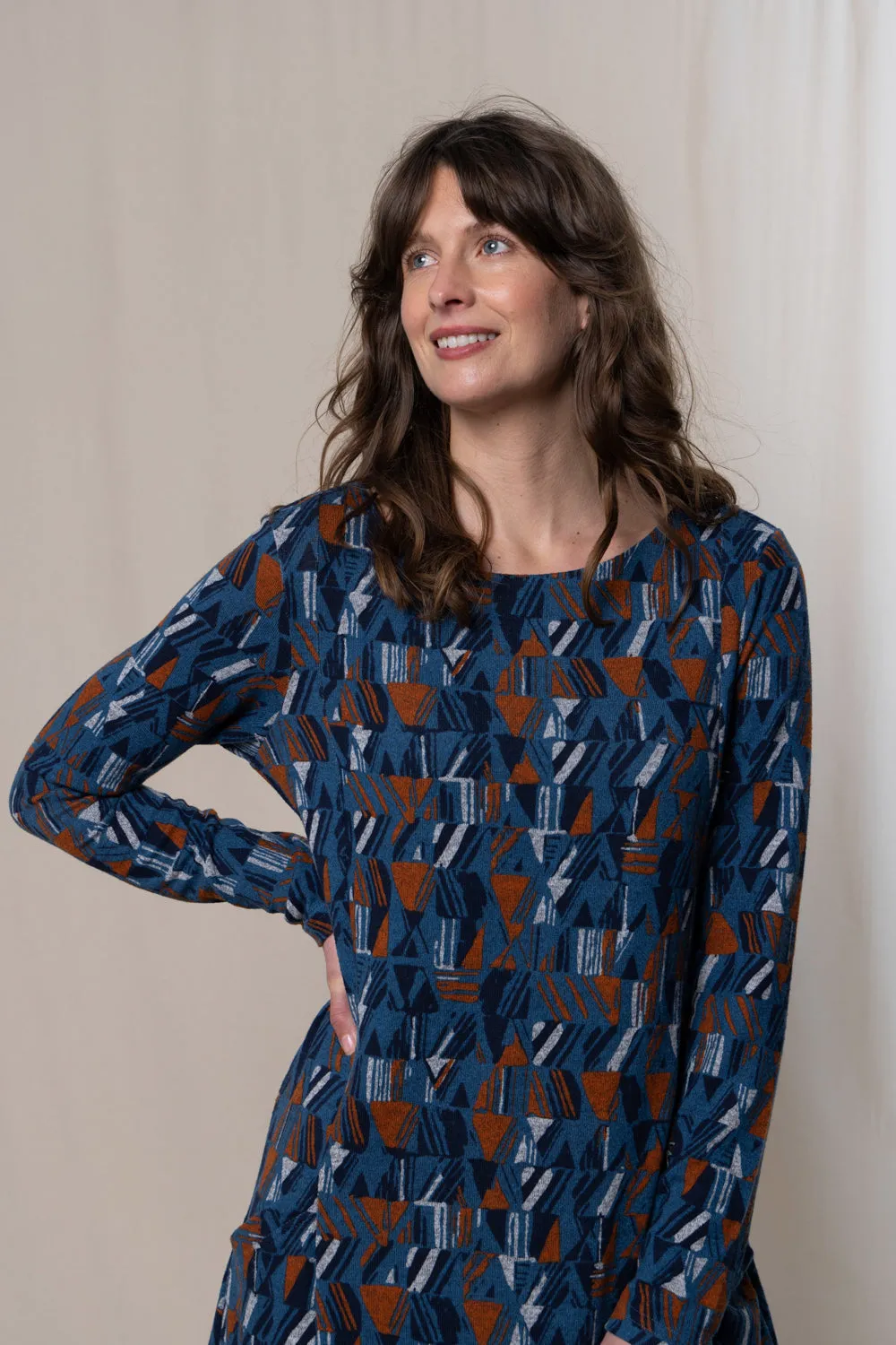 Helen Knee-Length Shift Dress