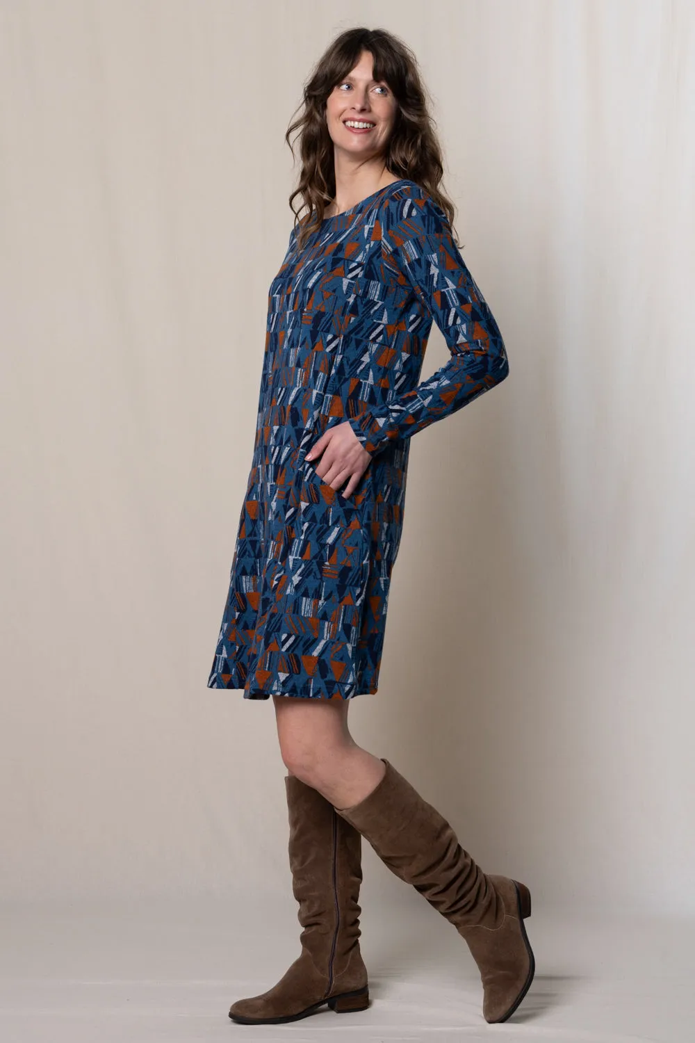 Helen Knee-Length Shift Dress