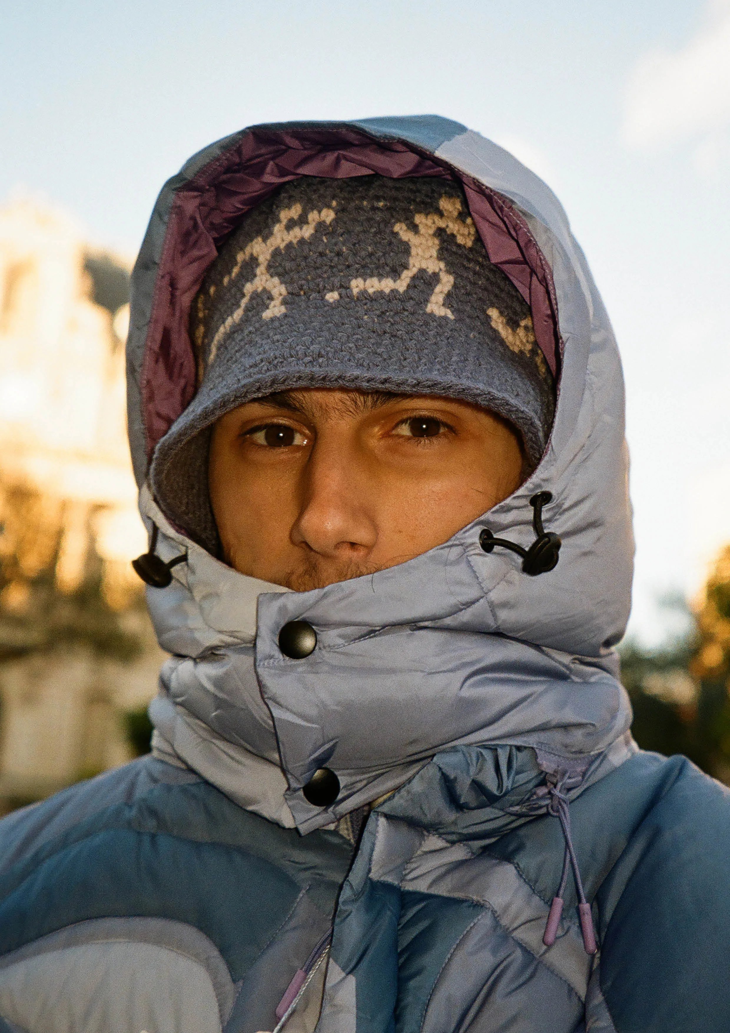 KIDSUPER - KISSING PUFFER BLUE GREY