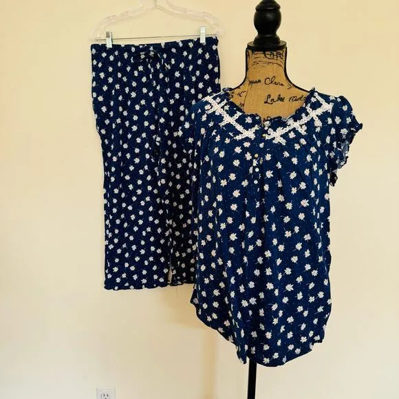 Lanz of Salzburg Daisy Delight Cotton Comfy Cheerful Blue Pajama Set Size Medium