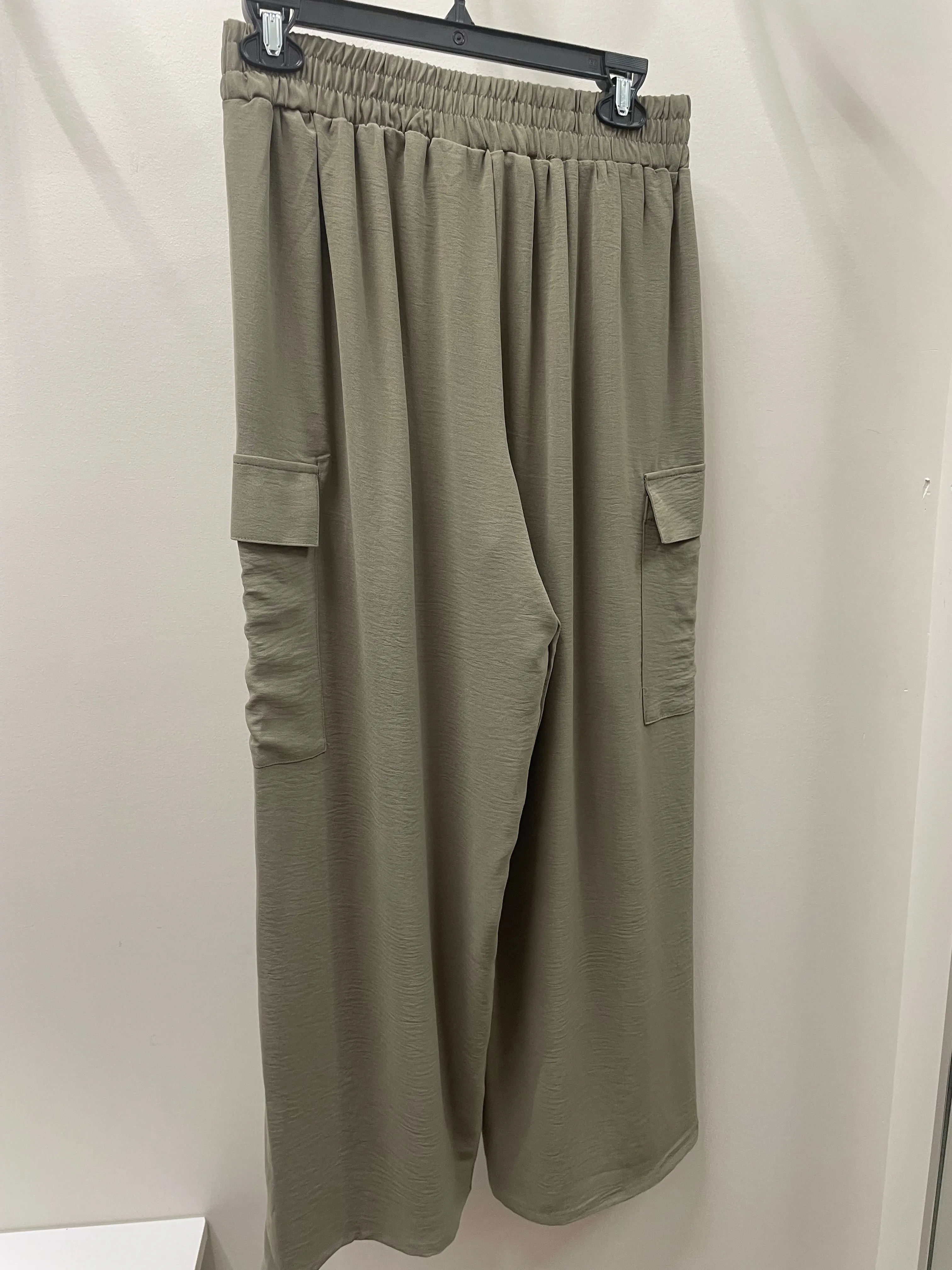 Lightweight Cargo Pants