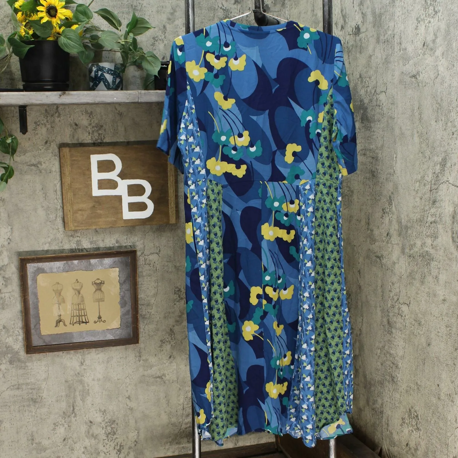 LOGO by Lori Goldstein Women's Woven Mixed Print Dress