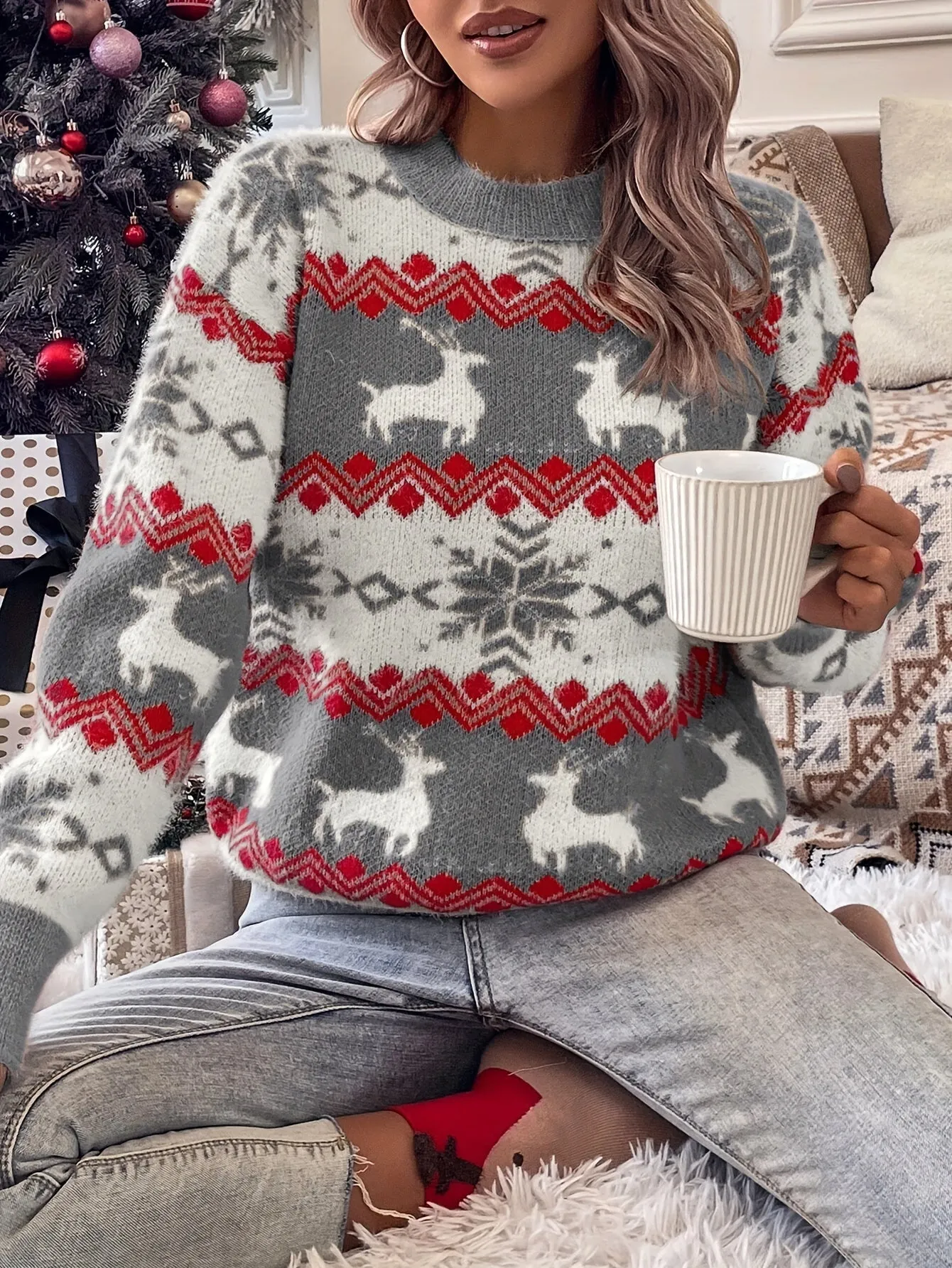 Luna | Luxe Christmas sweater with round neck