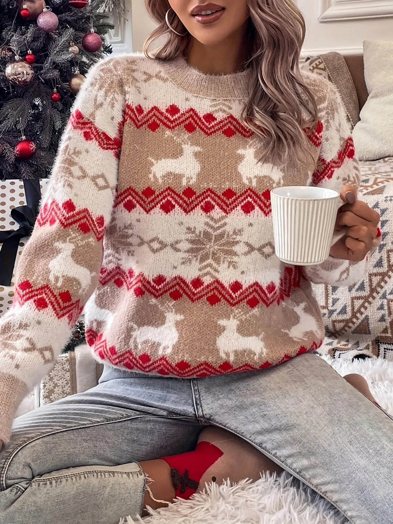 Luna | Luxe Christmas sweater with round neck