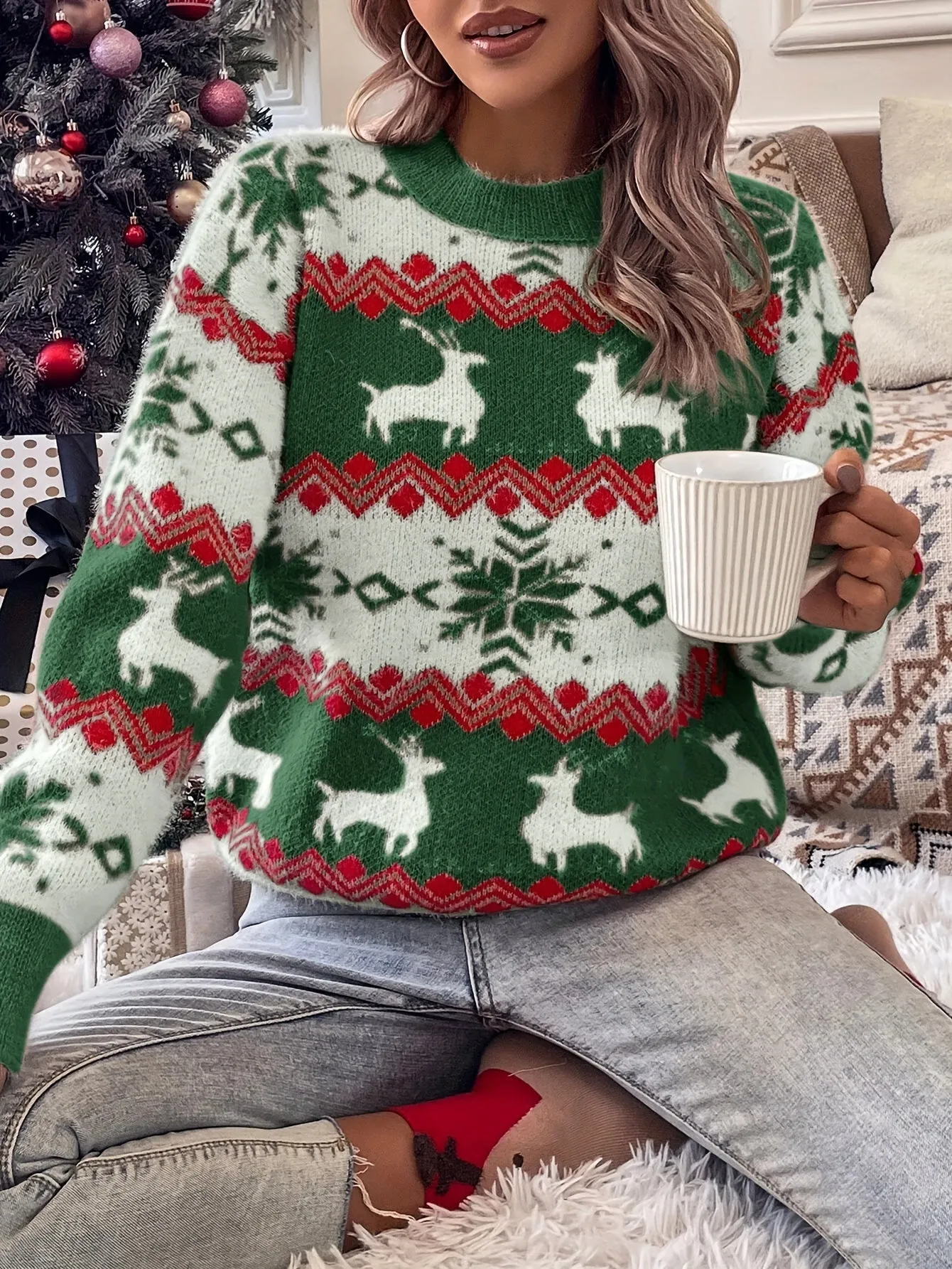 Luna | Luxe Christmas sweater with round neck
