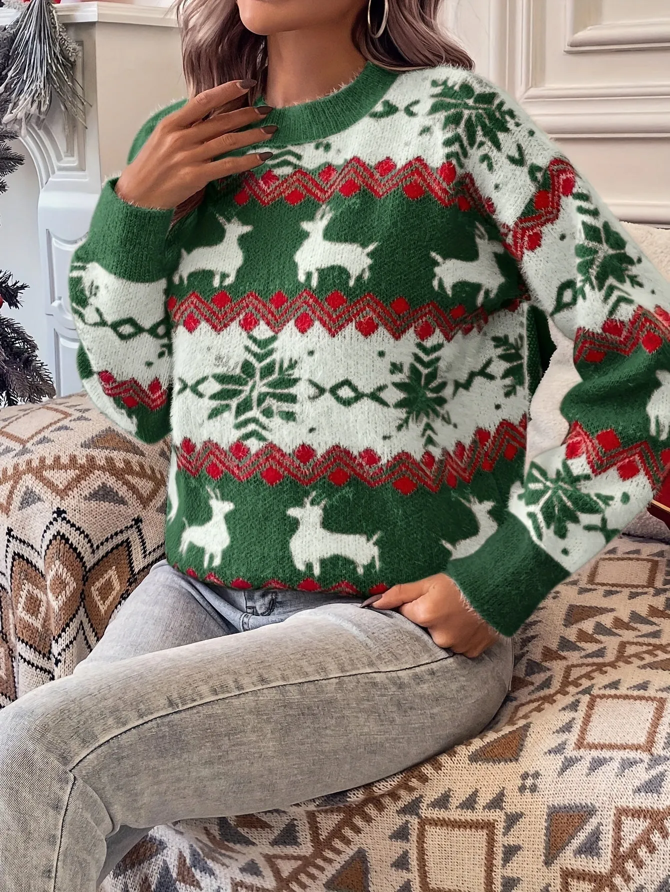 Luna | Luxe Christmas sweater with round neck