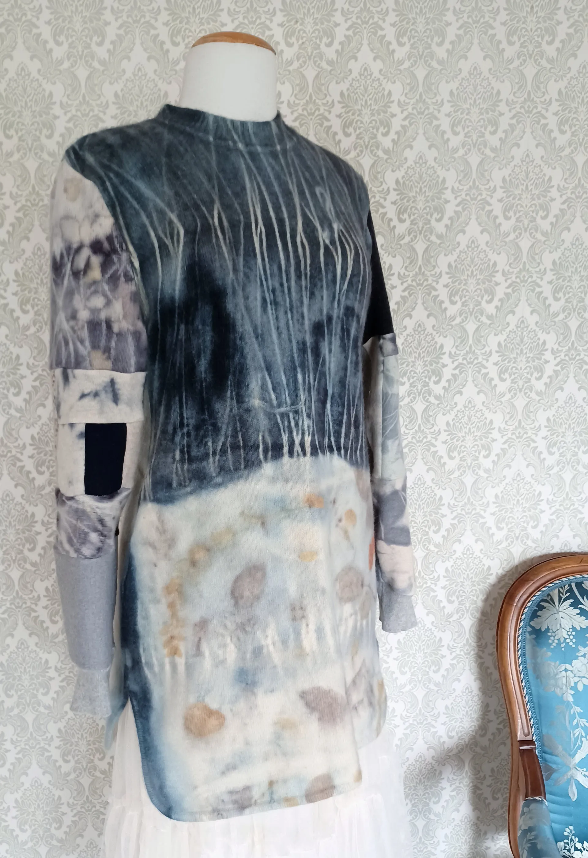 Midnight Meadow Long Aqua Eco Print Pullover