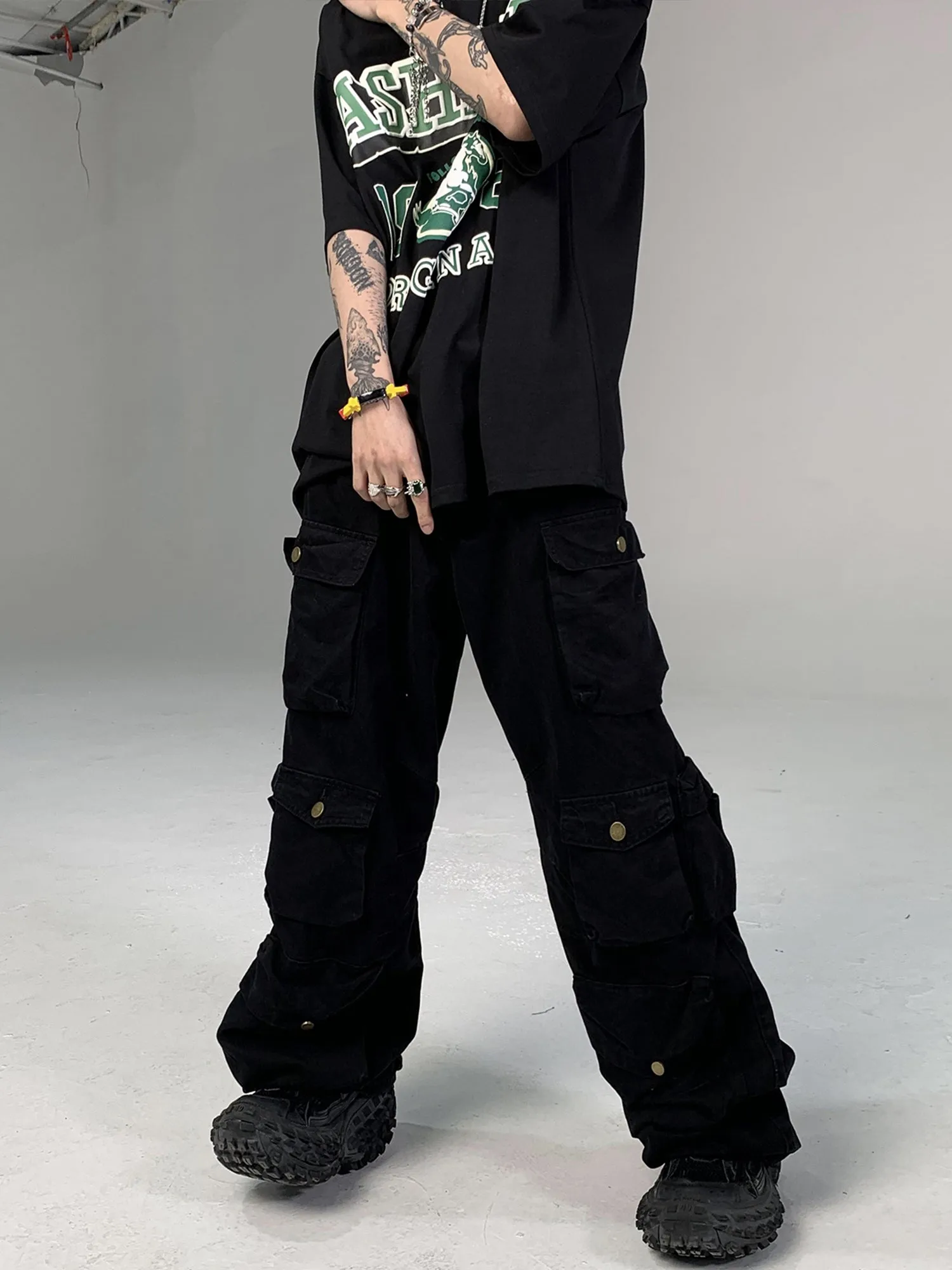 Multi Pocket Cargo Pants