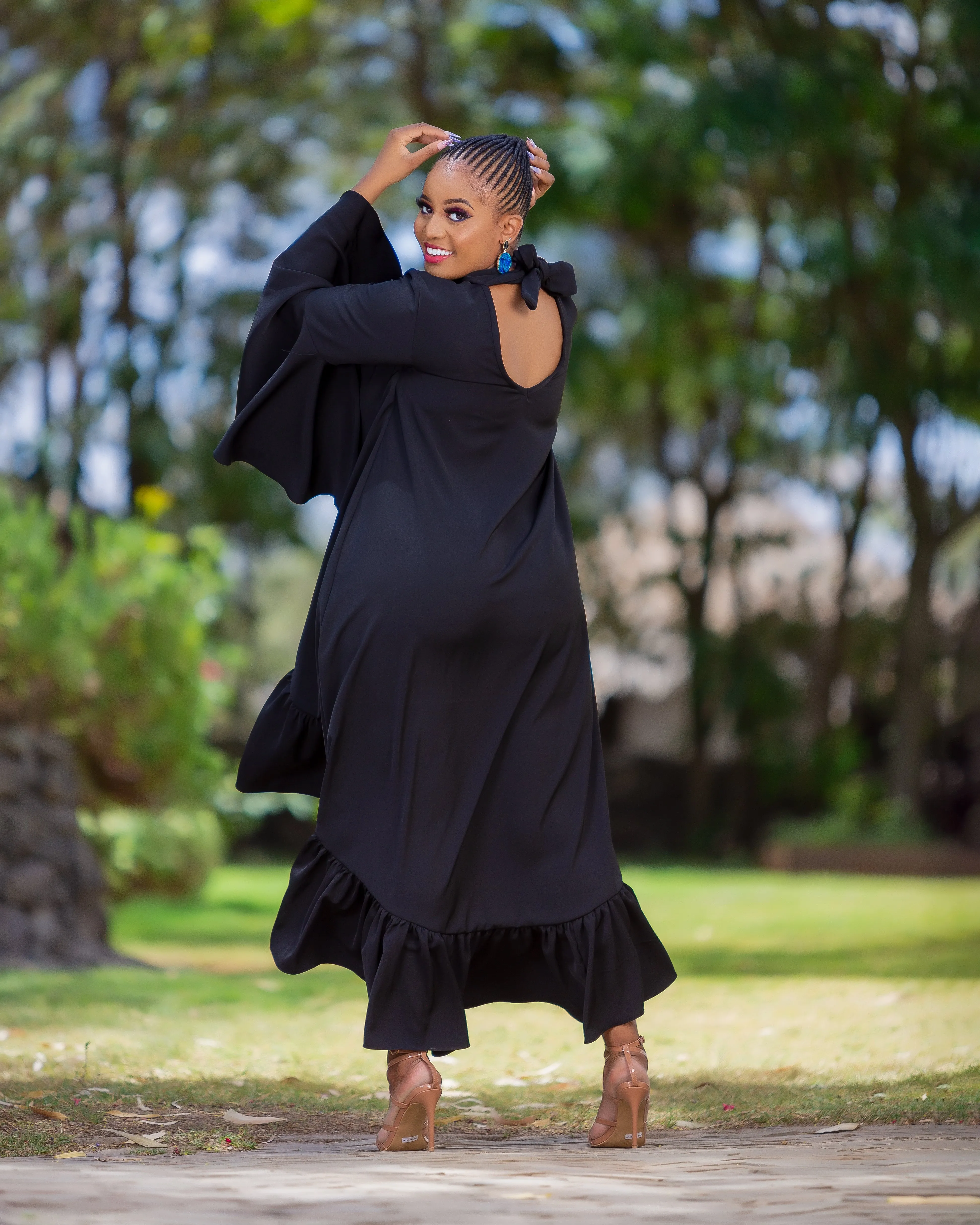 Nyakach Shift Dress - Black