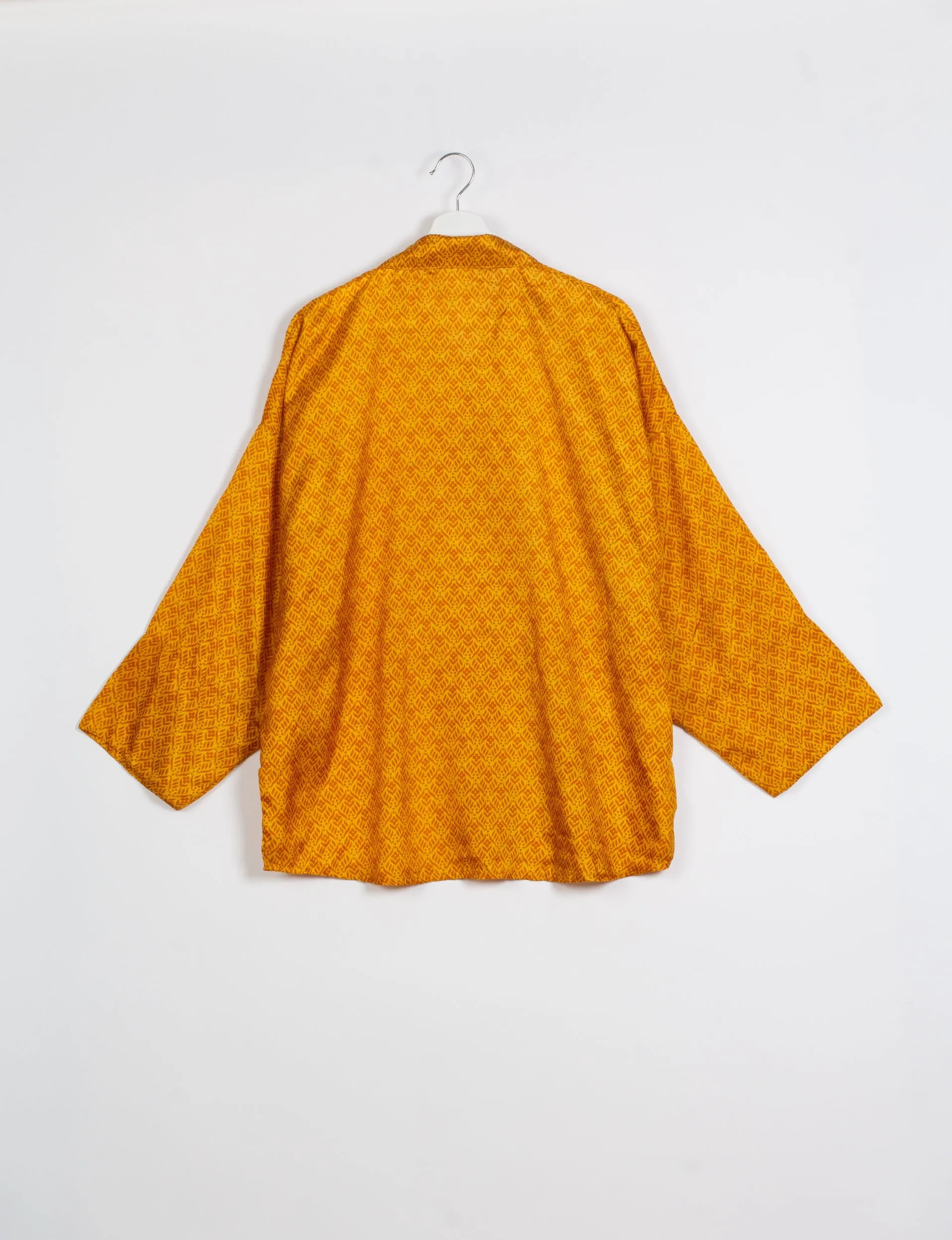 OVERSIZED SHIRT