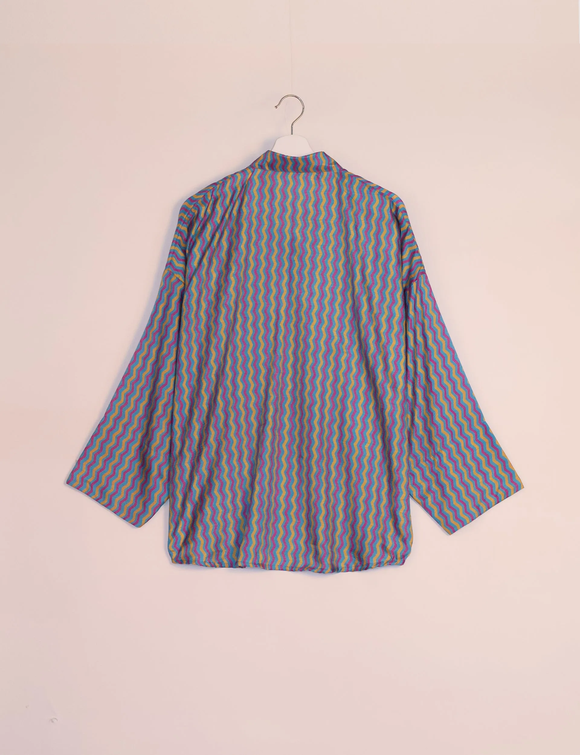 OVERSIZED SHIRT