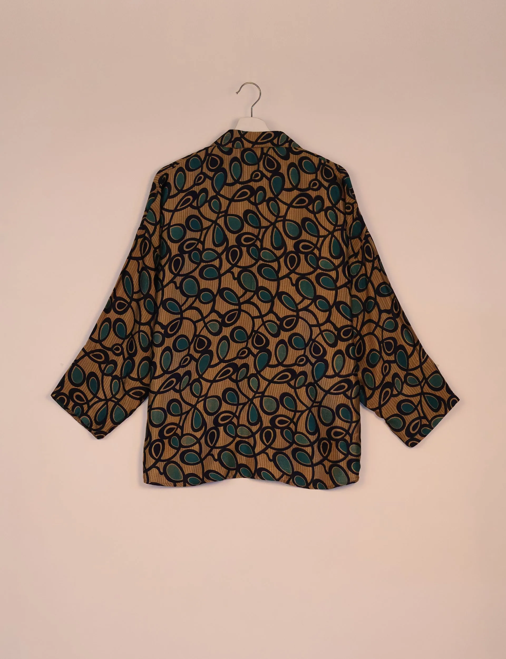 OVERSIZED SHIRT