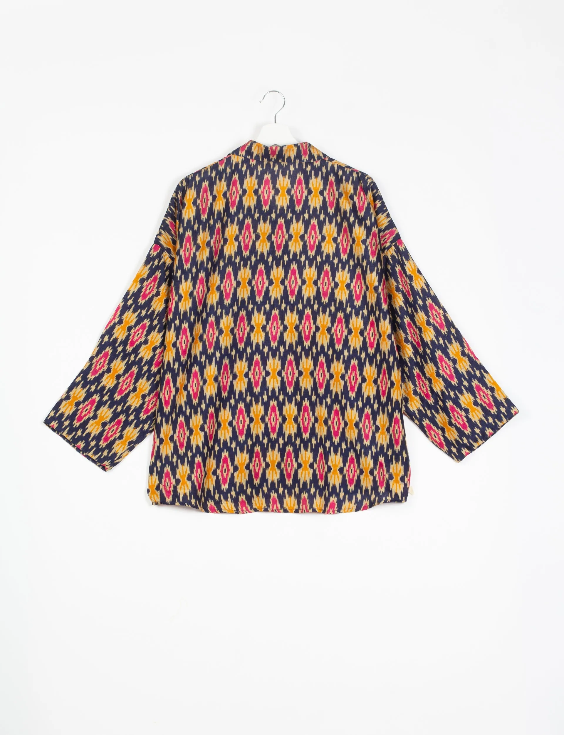 OVERSIZED SHIRT