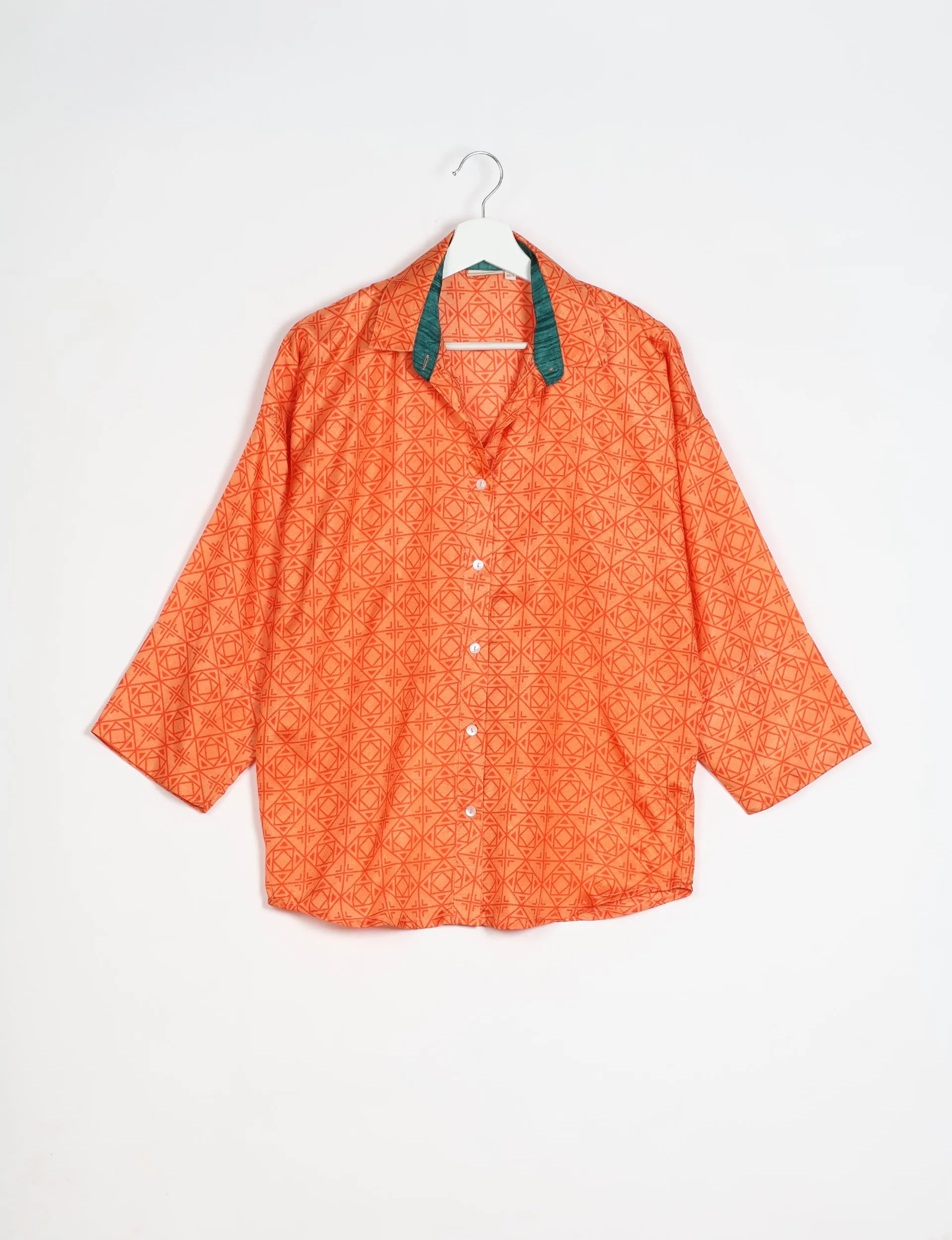 OVERSIZED SHIRT