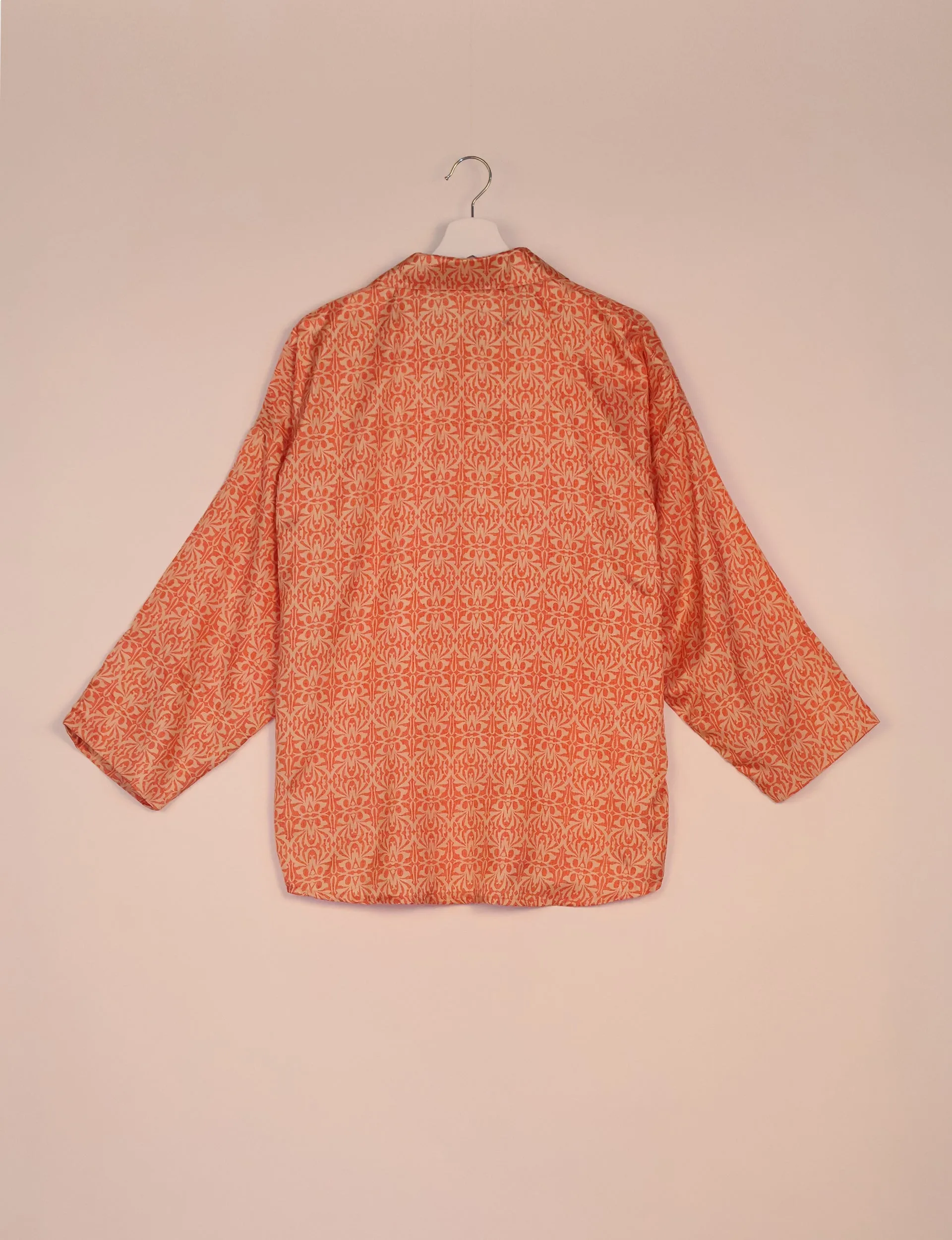 OVERSIZED SHIRT
