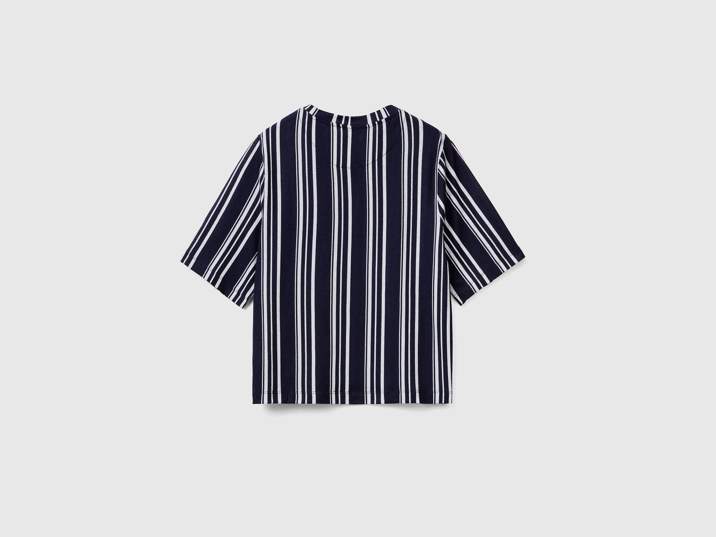 Regular Fit Round Neck Striped T-shirt
