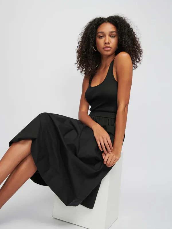 SADELLE DRESS IN JET BLACK