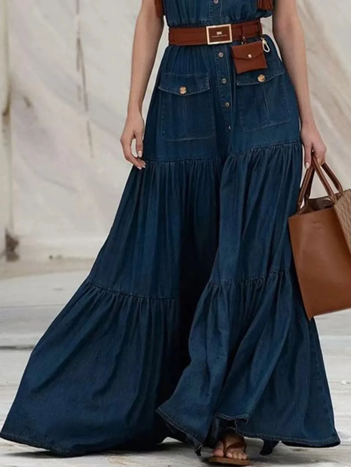Vintage-Inspired Women's Denim Tank Dress with Pockets - Casual Retro A-Line Style for Summer 2024