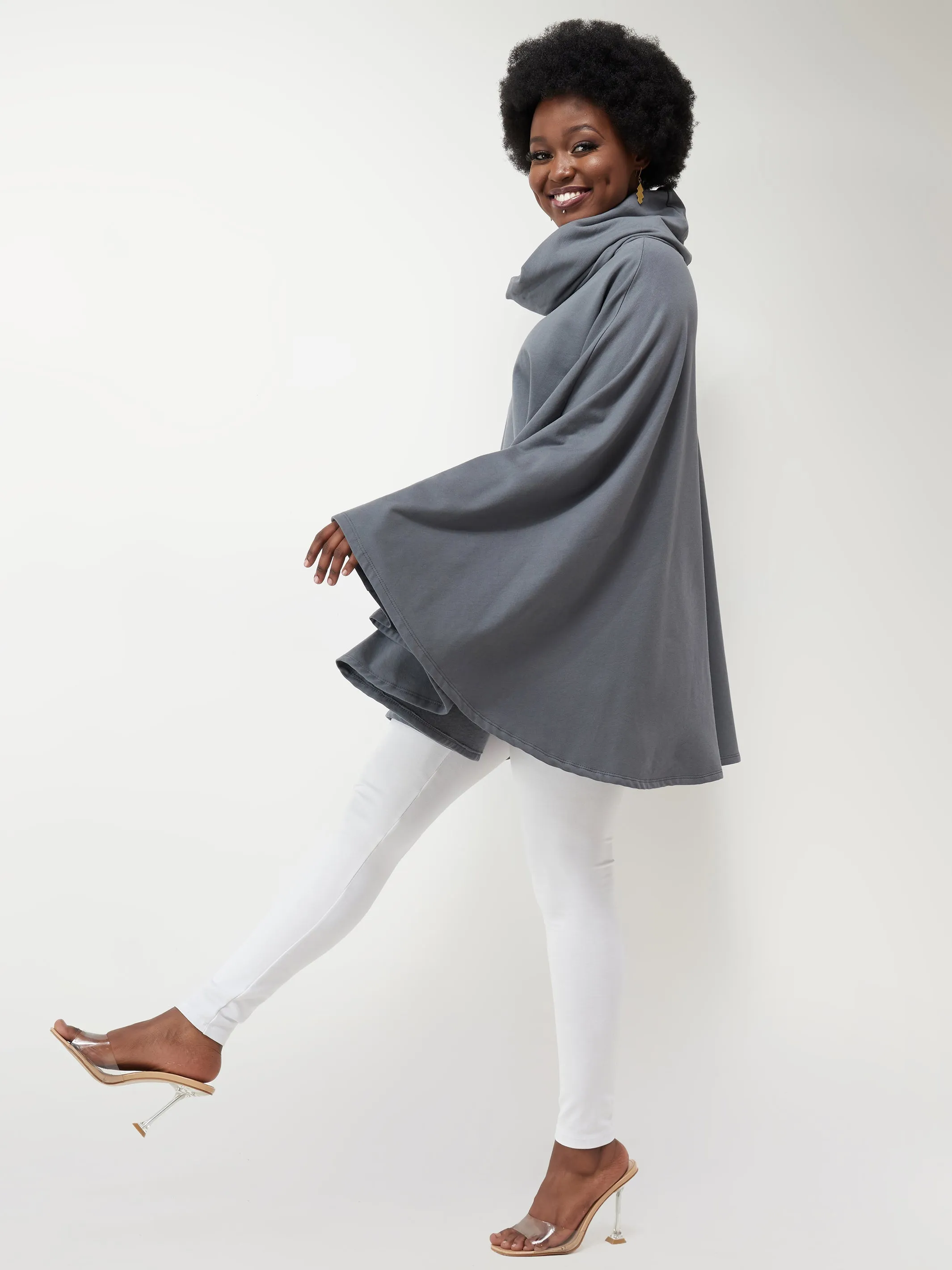 Vivo Fanah Turtleneck Poncho - Grey