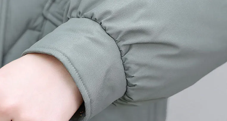 Warm and Waterproof Hooded Puffer Jacket