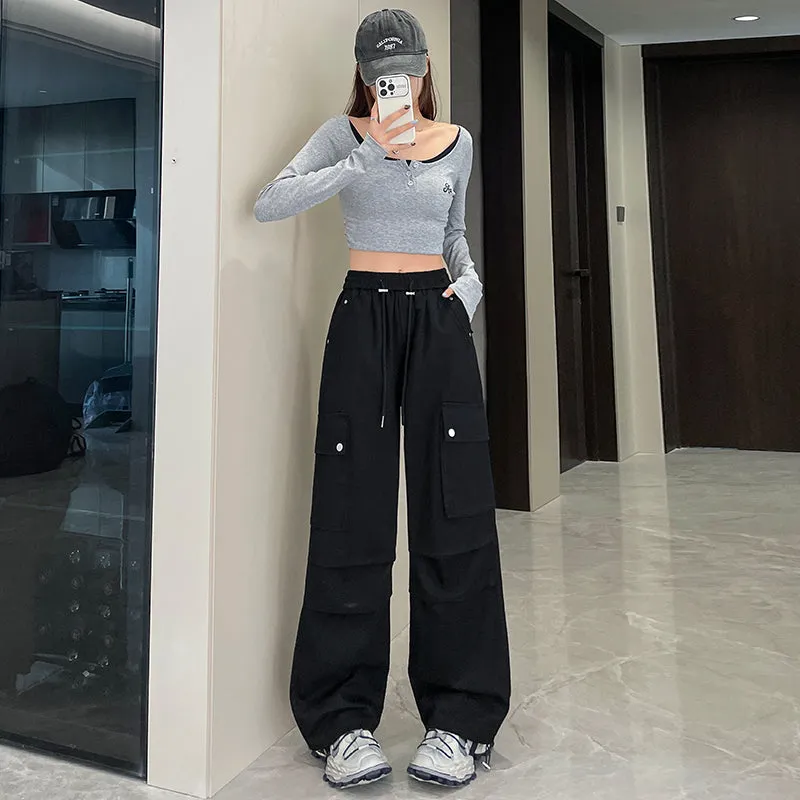 Washed Cotton Cargo Pants for Women Featuring Pleated Details and Patchwork Design