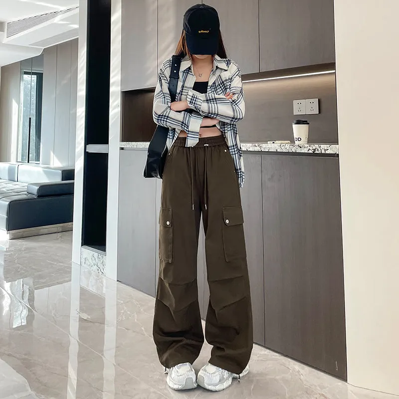 Washed Cotton Cargo Pants for Women Featuring Pleated Details and Patchwork Design