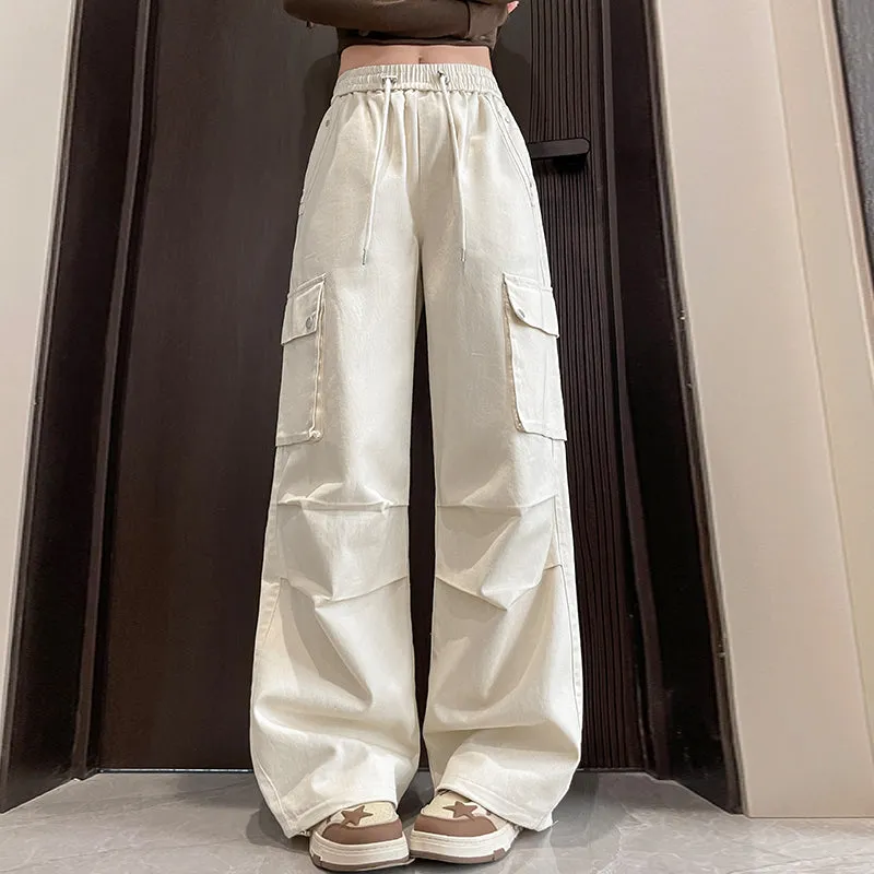 Washed Cotton Cargo Pants for Women Featuring Pleated Details and Patchwork Design