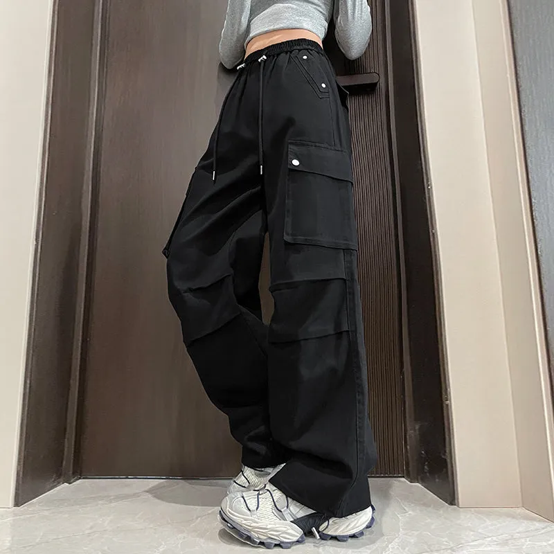 Washed Cotton Cargo Pants for Women Featuring Pleated Details and Patchwork Design
