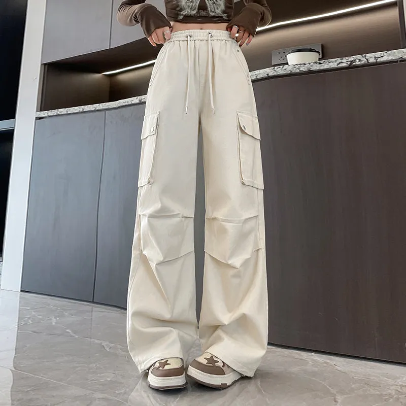 Washed Cotton Cargo Pants for Women Featuring Pleated Details and Patchwork Design