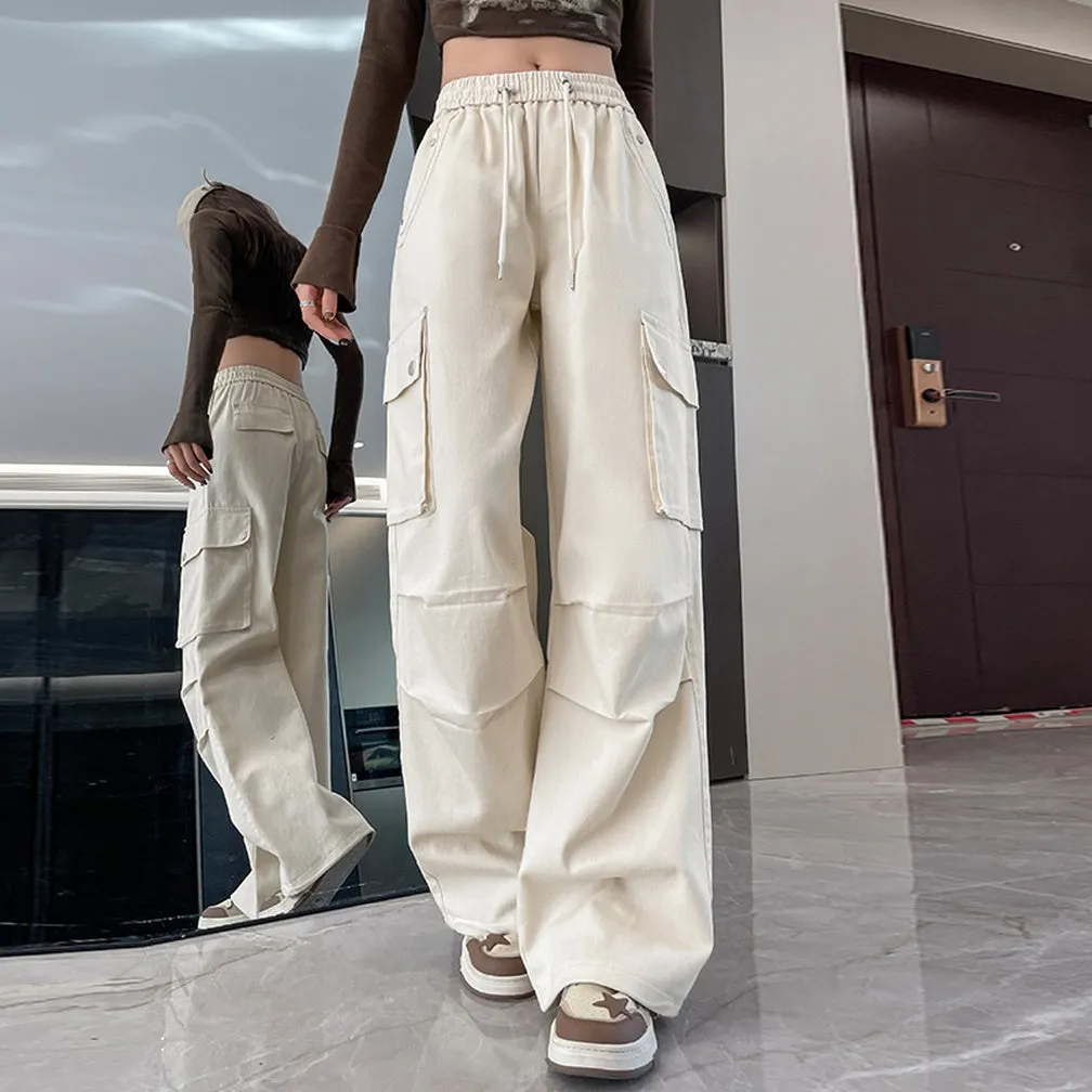 Washed Cotton Cargo Pants for Women Featuring Pleated Details and Patchwork Design