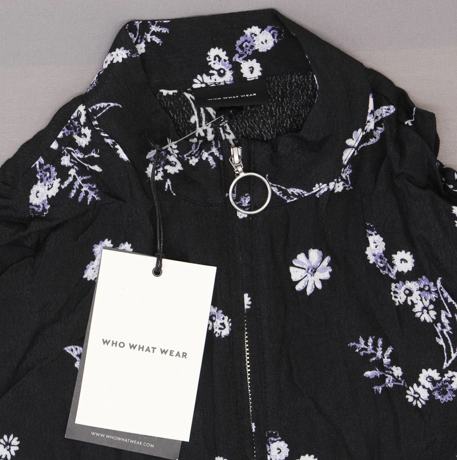Who What Wear Womens Flirty Rayon Mini Dress with O-Ring Zip
