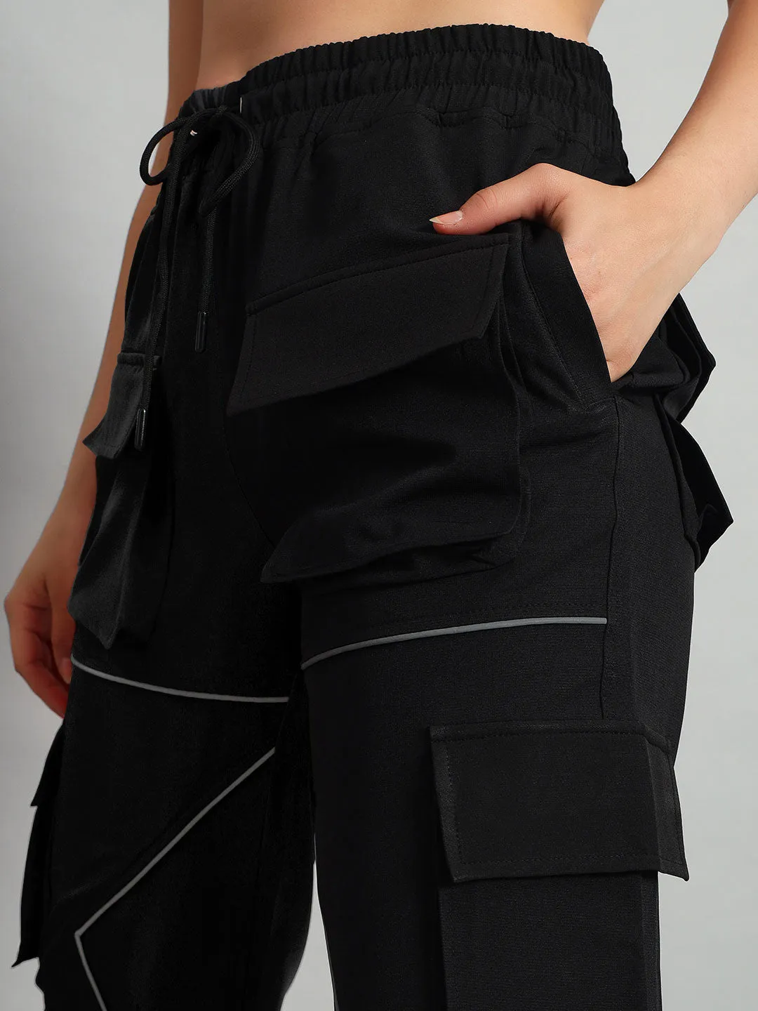 Women's Frontline Reflector Parachute Cargo Pants (Black)