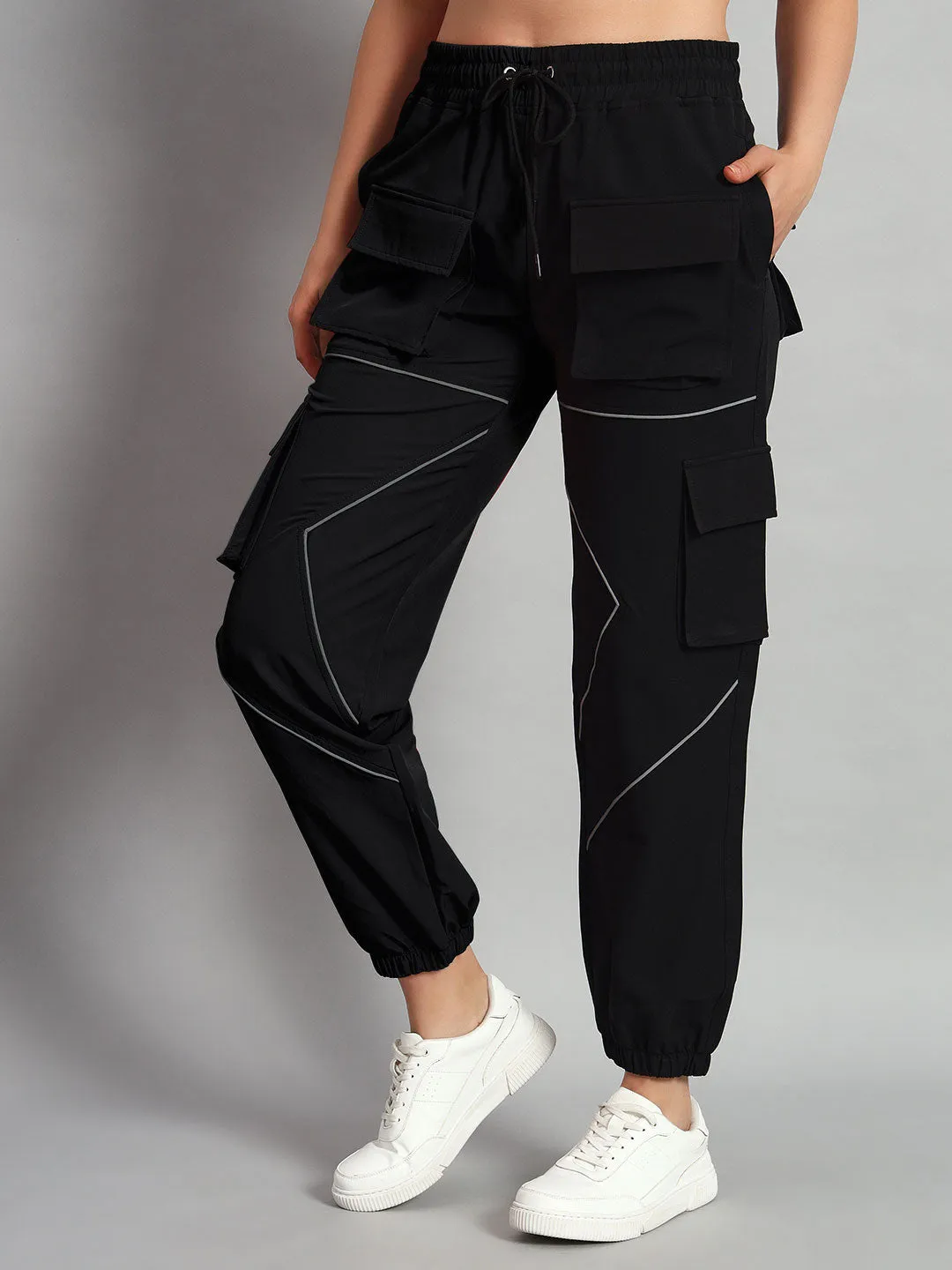 Women's Frontline Reflector Parachute Cargo Pants (Black)